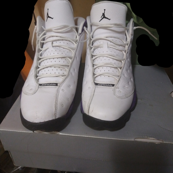 COPY - Laker/Court Purple 13s size 12 - Picture 4 of 8